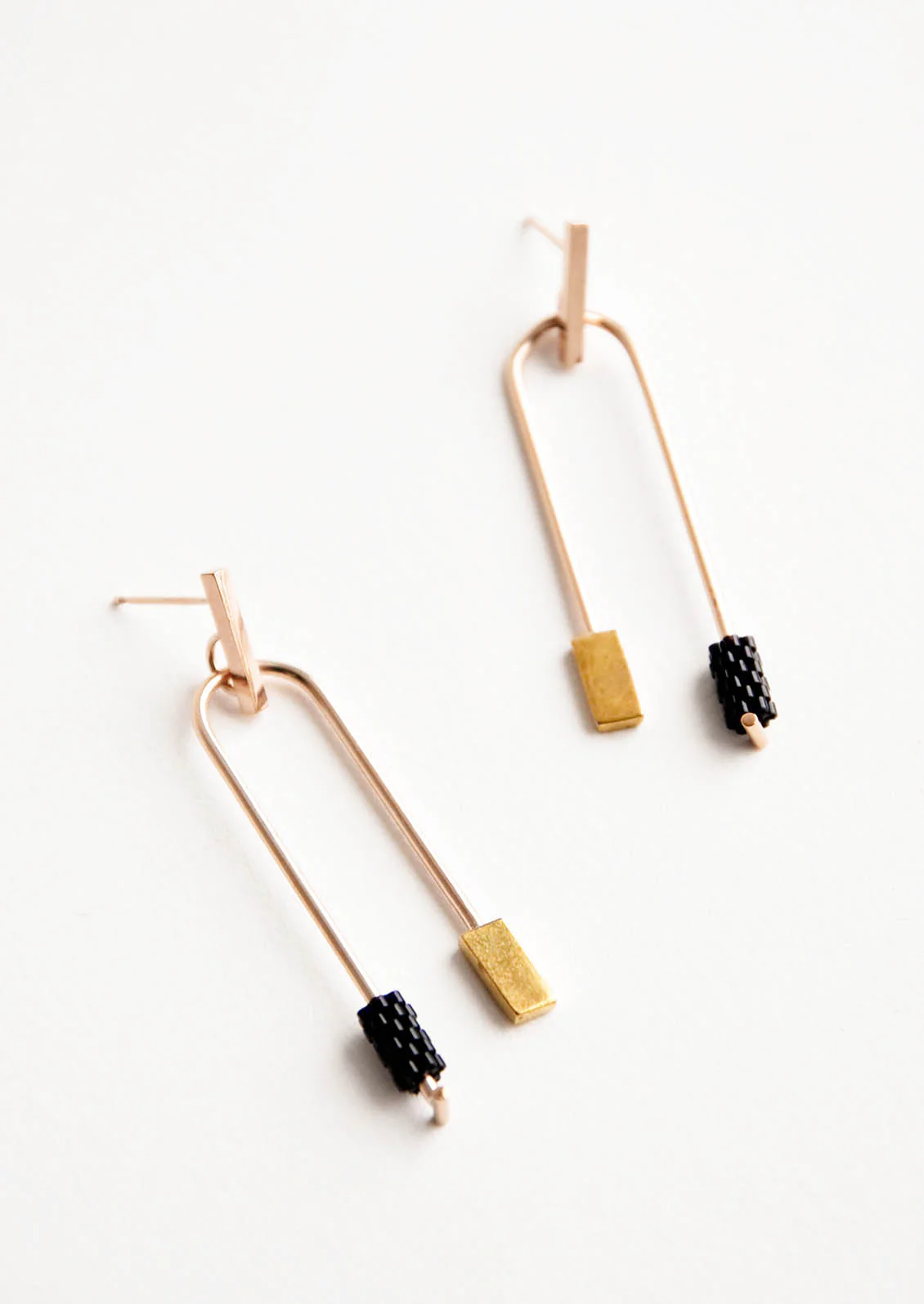 Alex Earrings - Image 4
