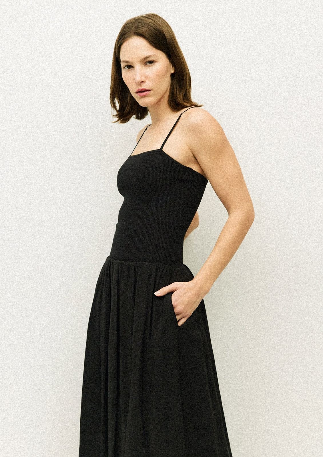 Alexa Ribbed Midi Dress - Image 2
