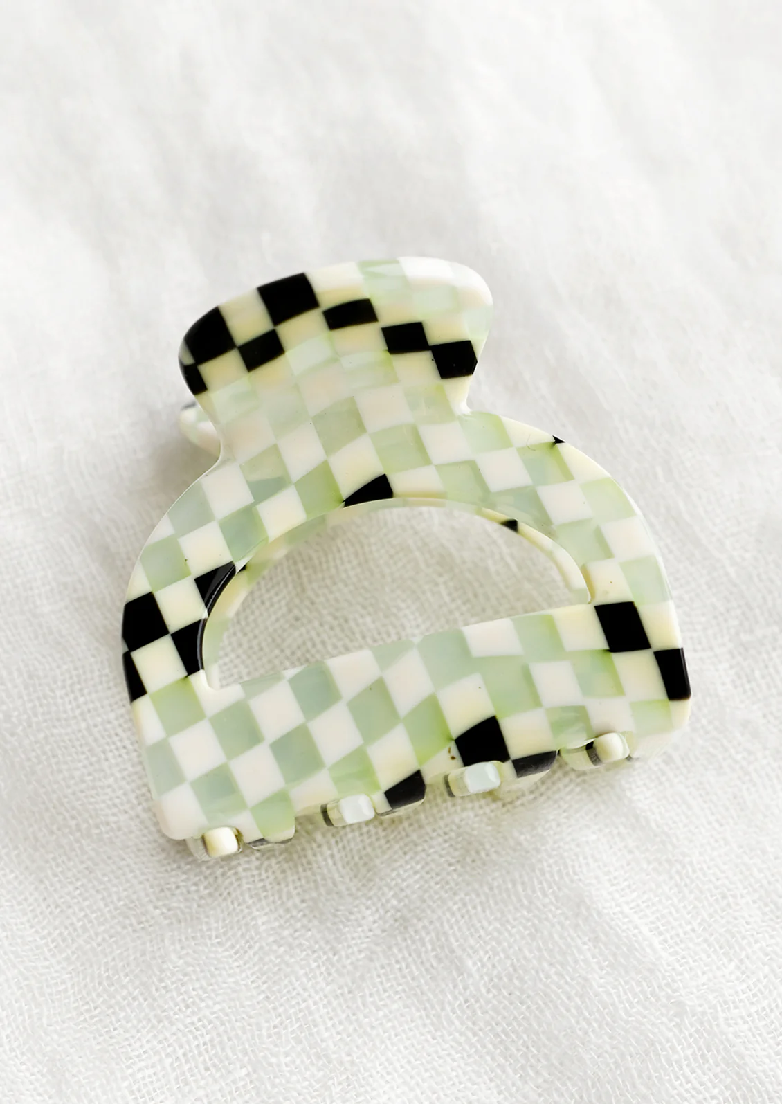 Arched Acetate Hair Claw - Image 4