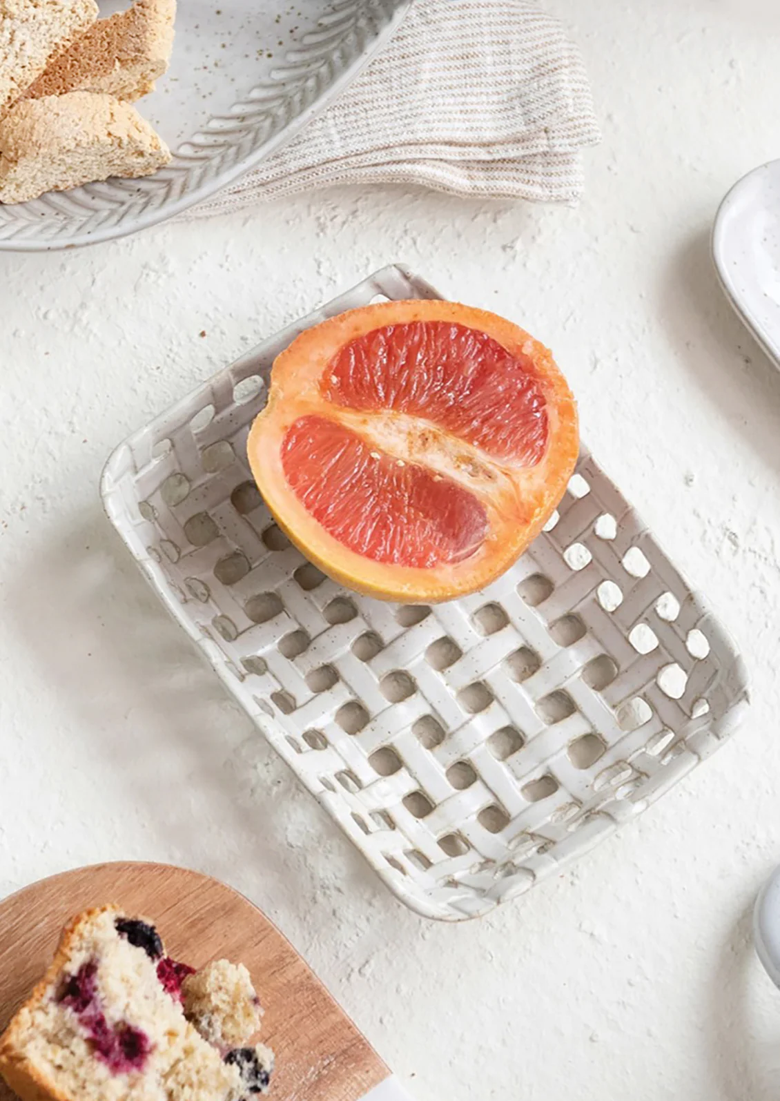 Basketweave Ceramic Catchall Tray - Image 2