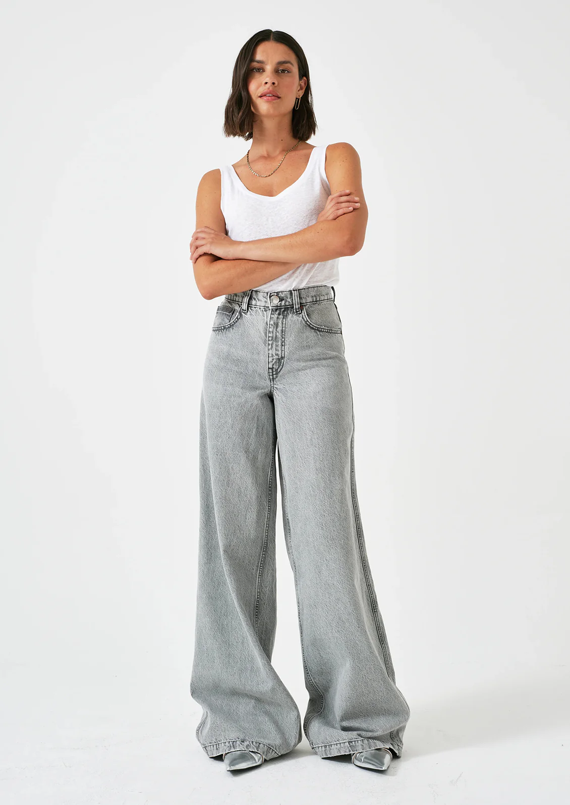 Bay Jean in Silver Lining - Image 3