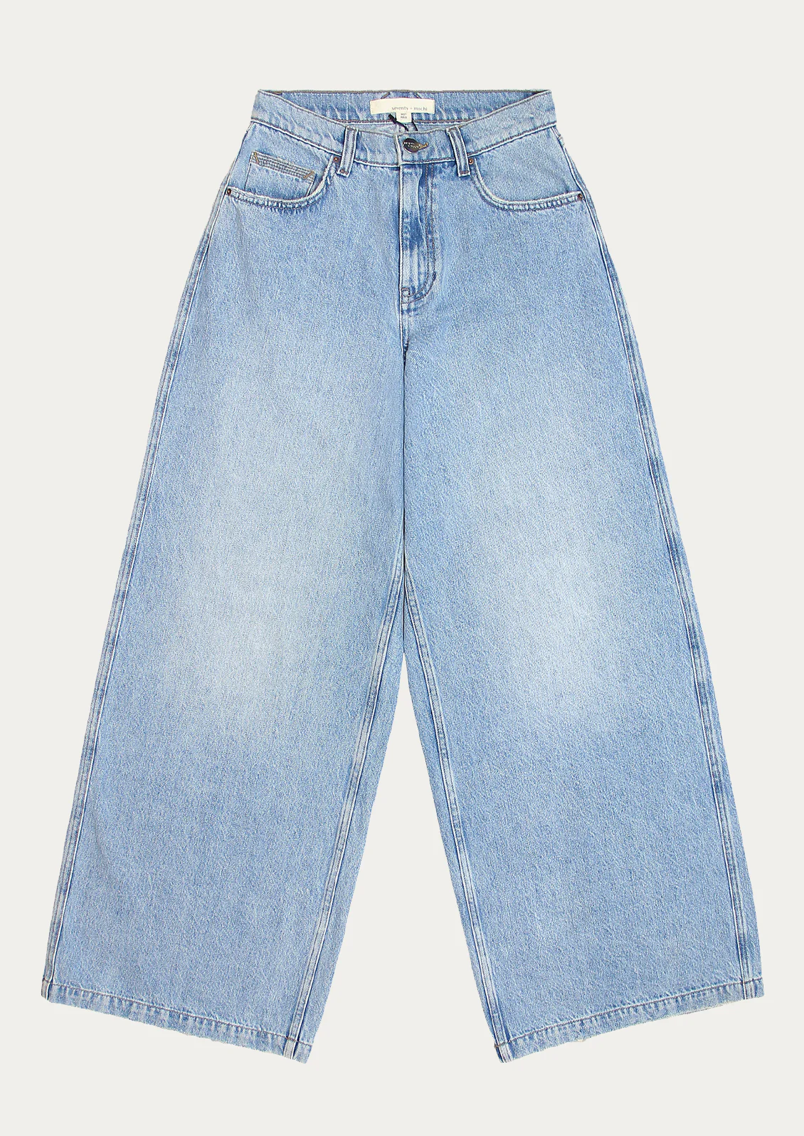 Bay Jean in Weekender - Image 4