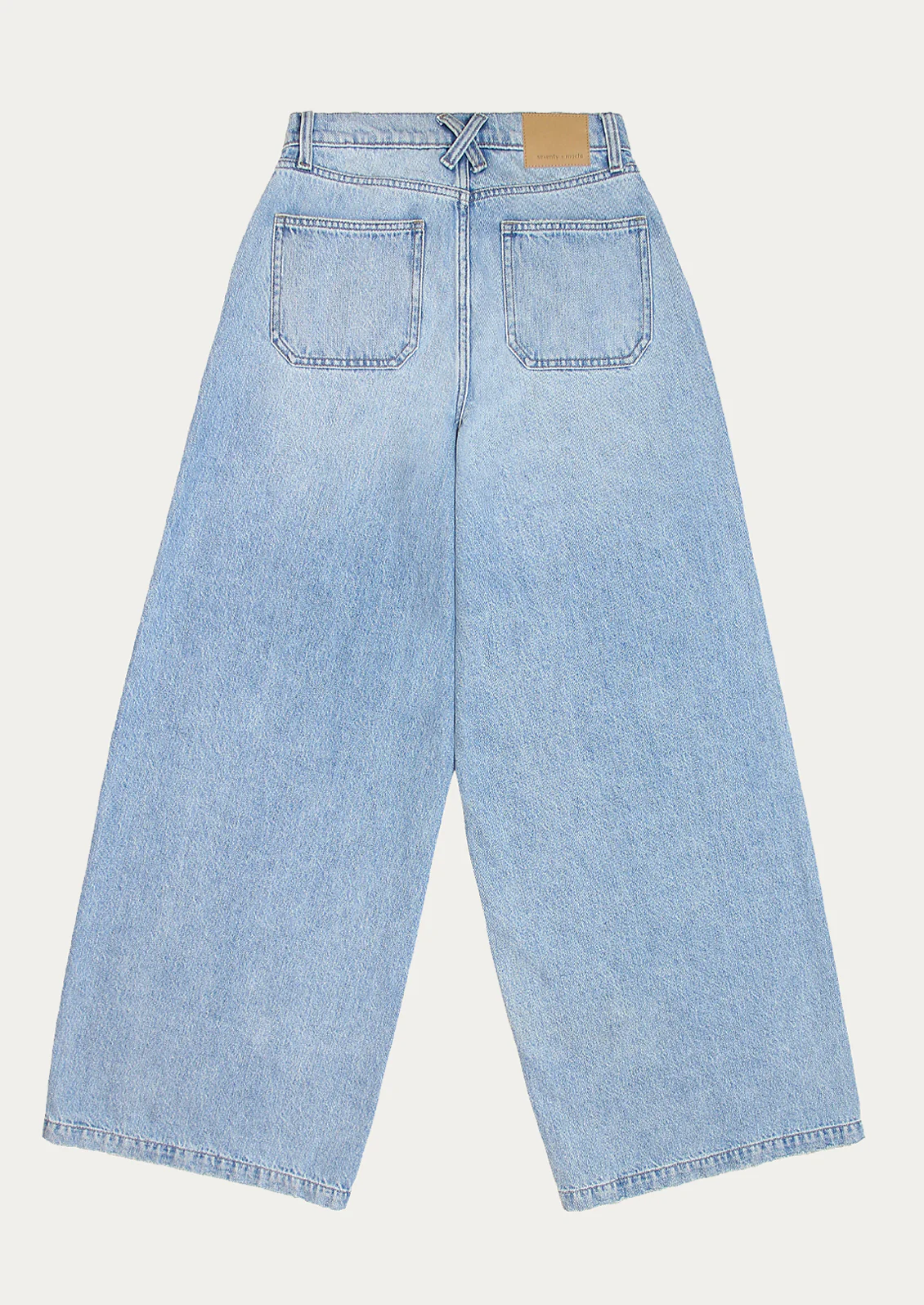 Bay Jean in Weekender - Image 5