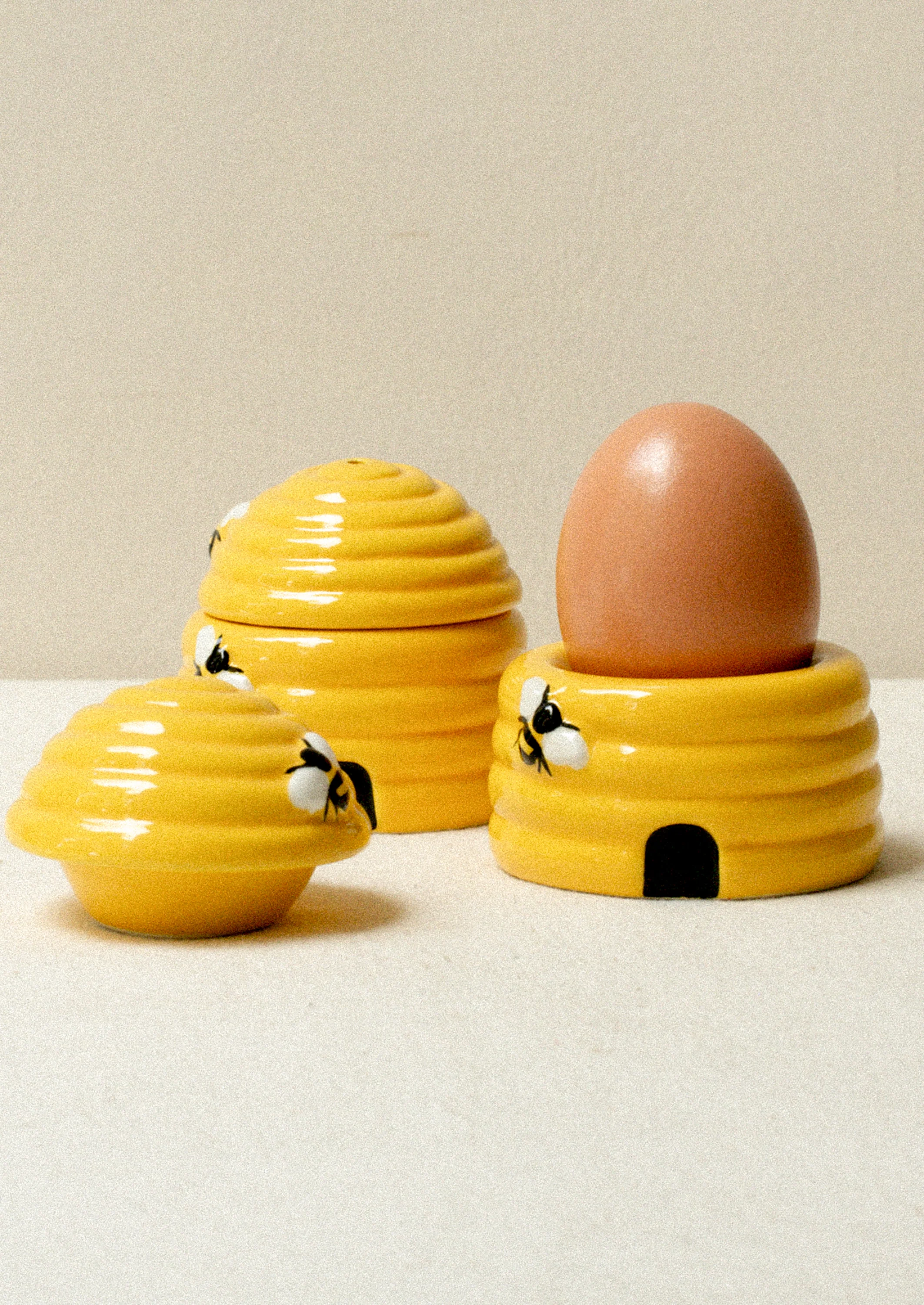 Beehive Egg Cup with Salt Shaker - Image 3