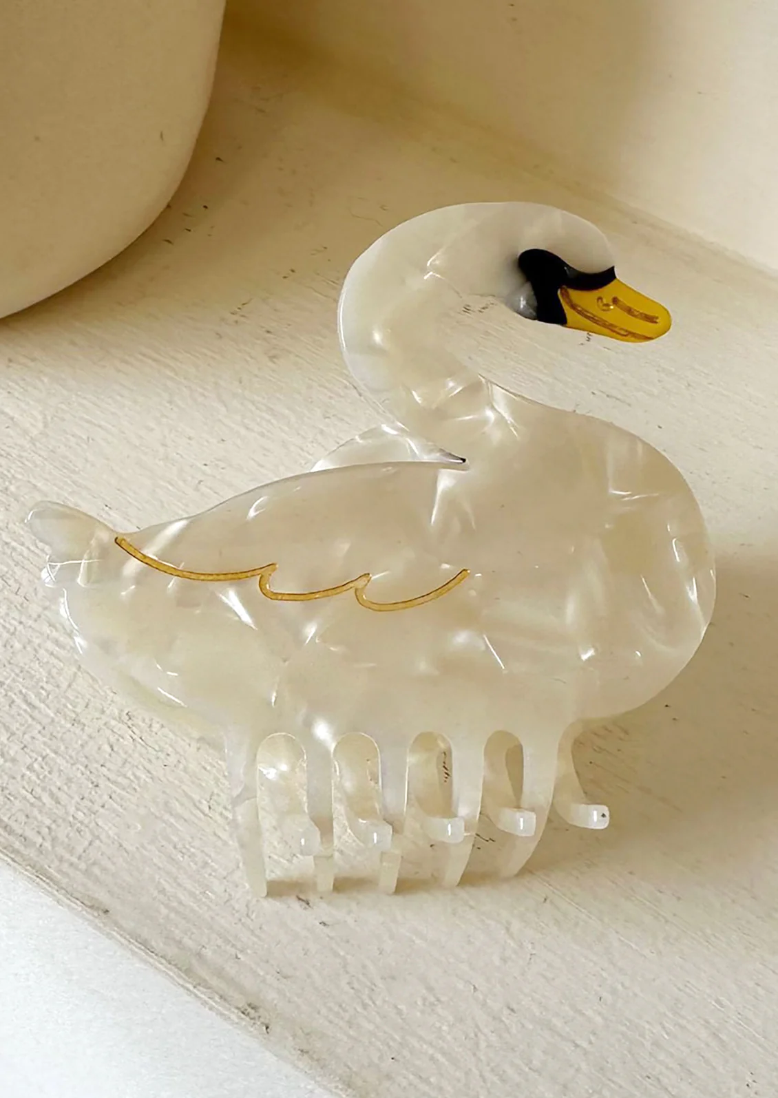 Birds of A Feather Hair Claw - Image 3