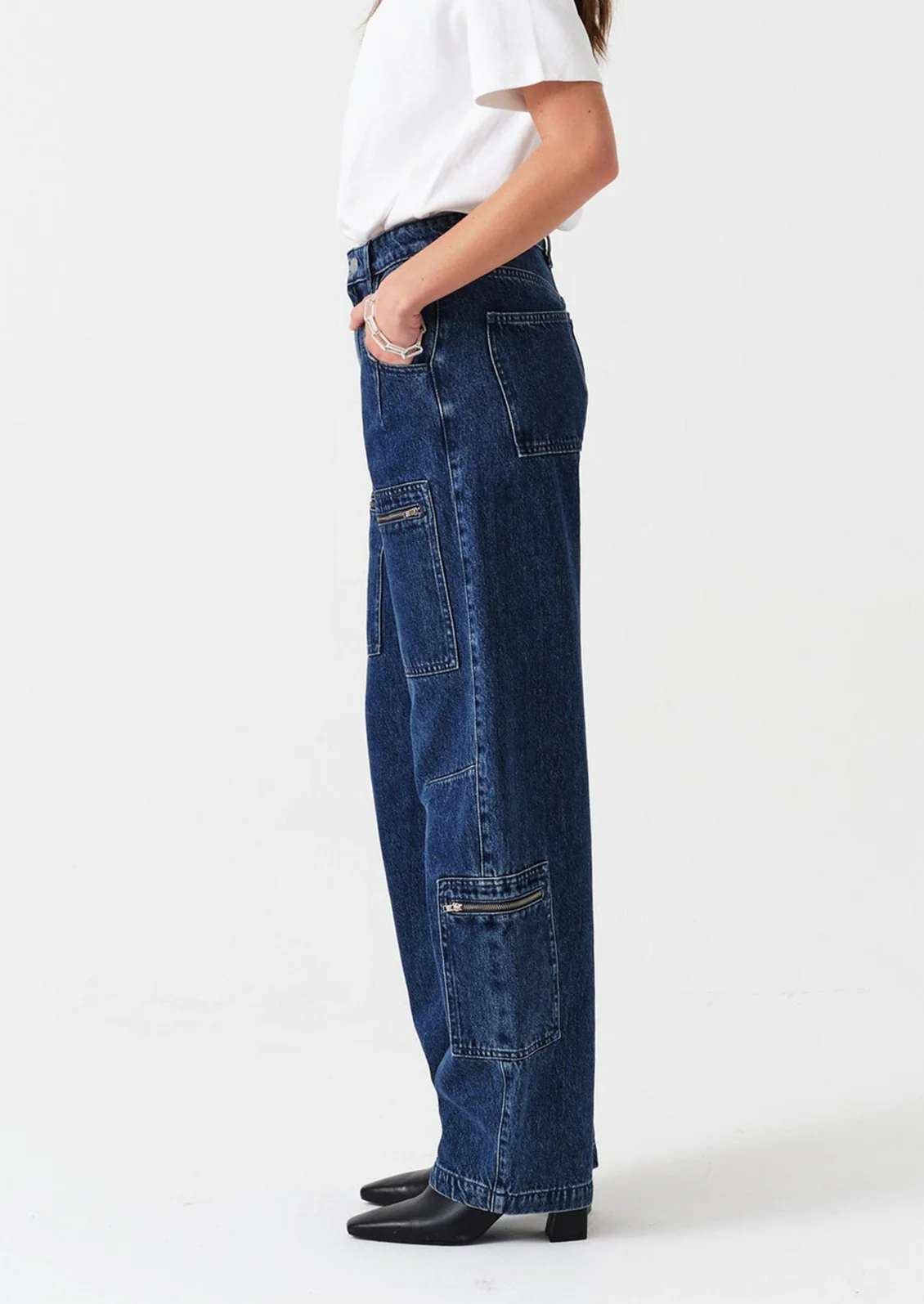 Lara Curved Jean - Image 5