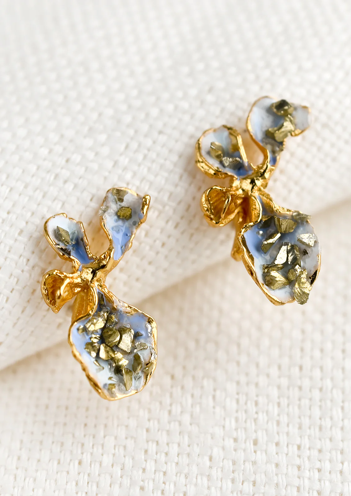 Clavellino Petal Earrings