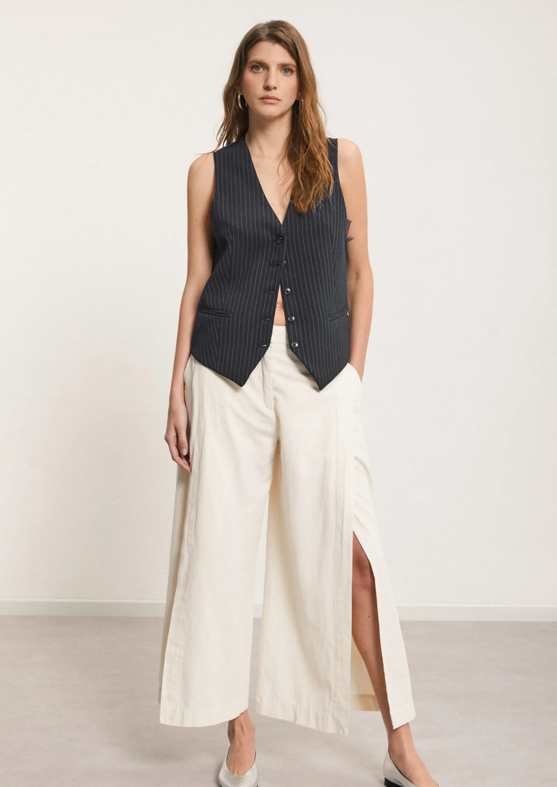 Split Leg Cotton-Linen Pant - Image 5