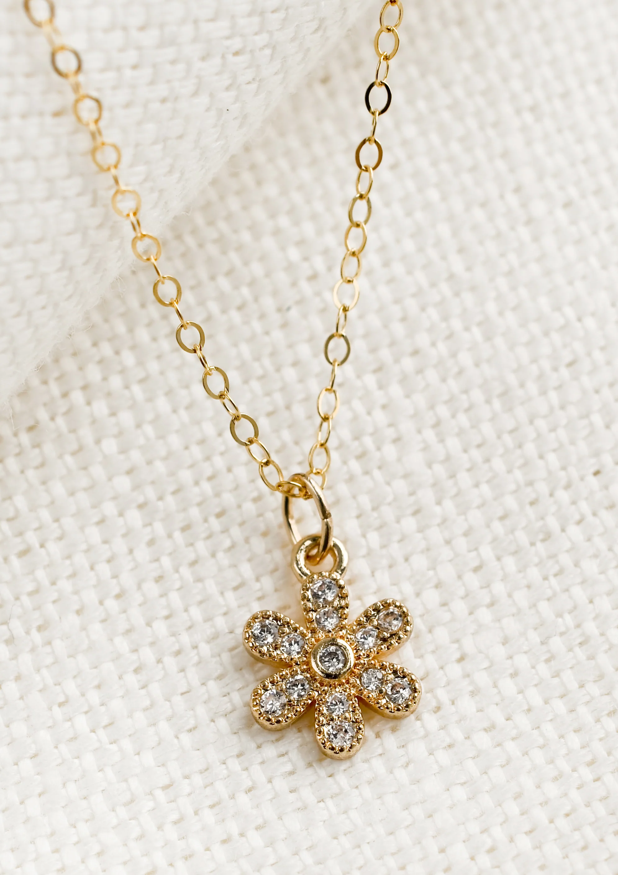 Daisy Necklace