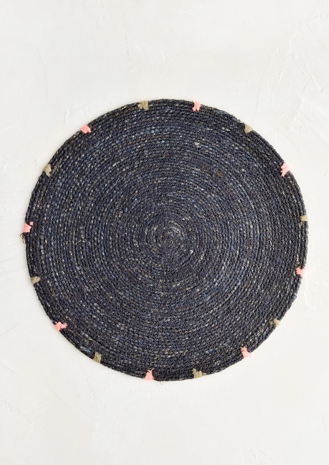 Dashed Seagrass Round Placemat - Image 3