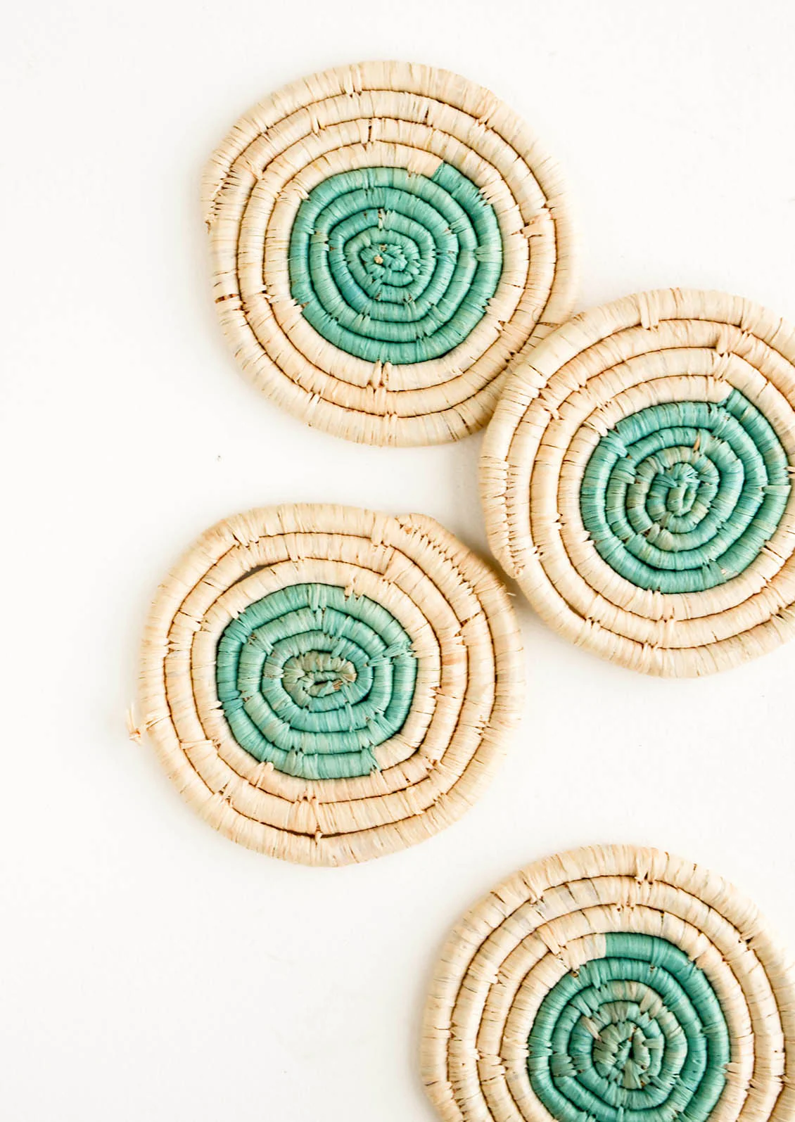 Color Dot Raffia Coaster Set - Image 2