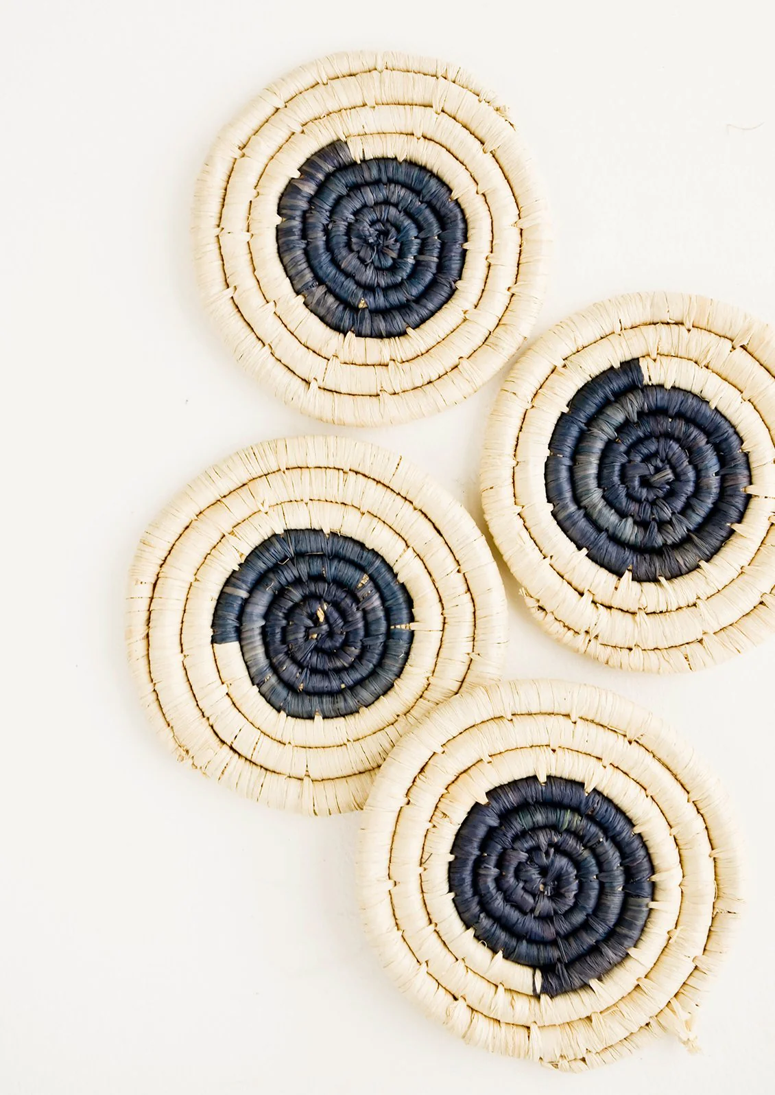 Color Dot Raffia Coaster Set - Image 3