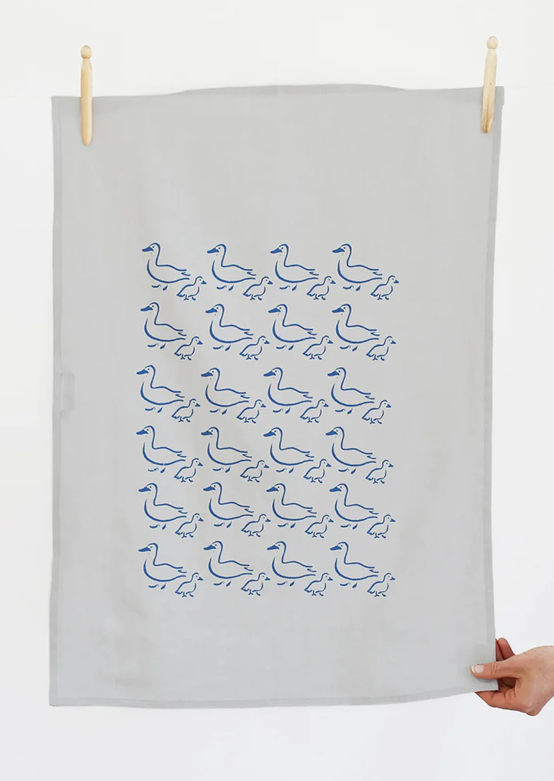 Ducks Linen Tea Towel - Image 2