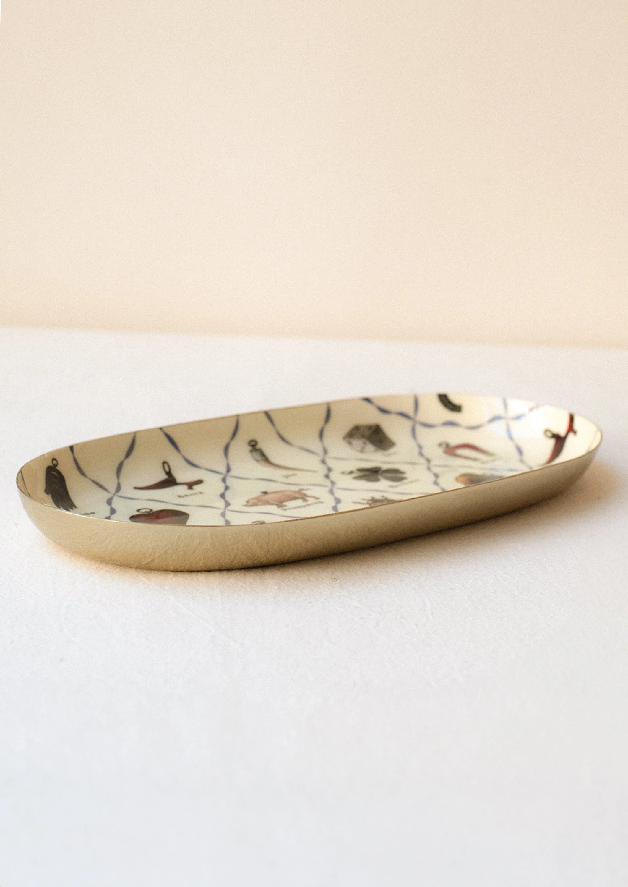 Oval Enamel Catchall Tray - Image 5