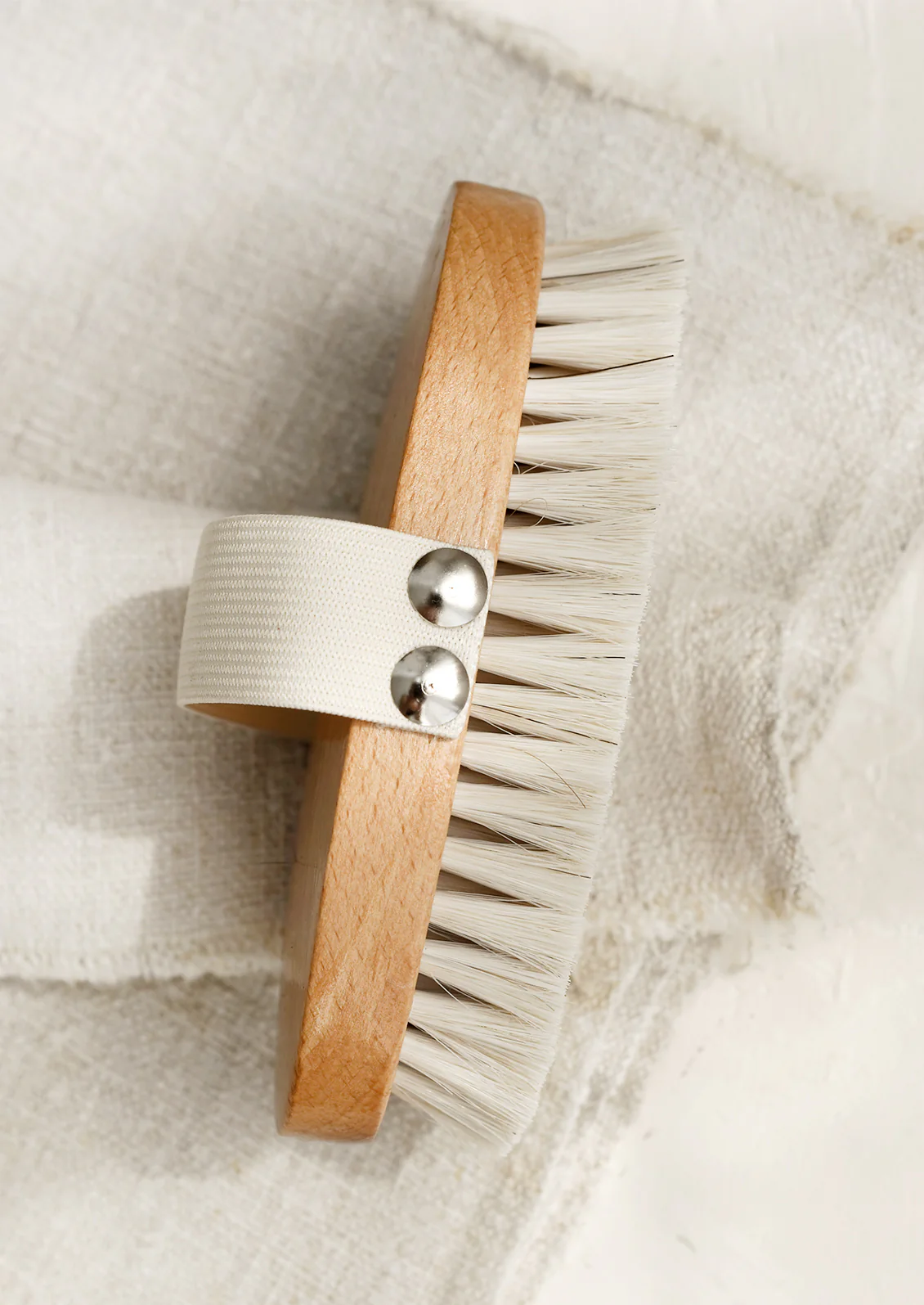 Exfoliating Bath Brush - Image 2