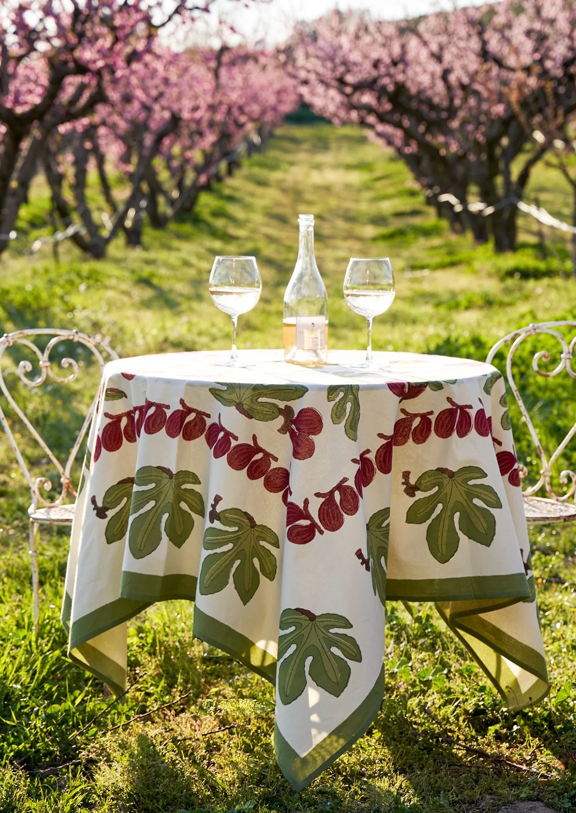 Figgy Tablecloth - Image 2