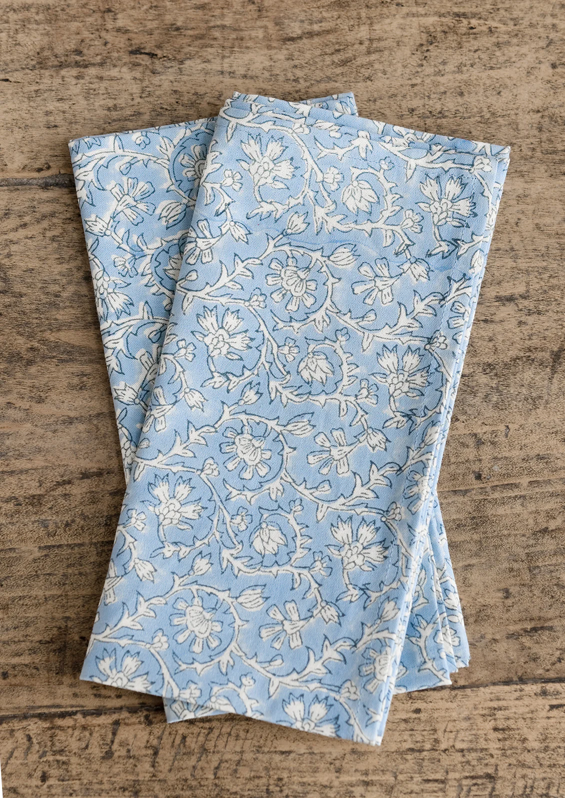 Floral Vines Napkin Set - Image 3
