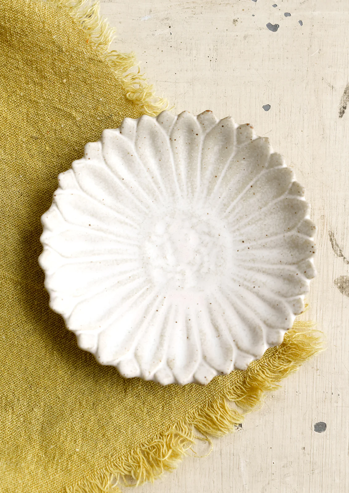 Folklore Ceramic Dish - Image 7