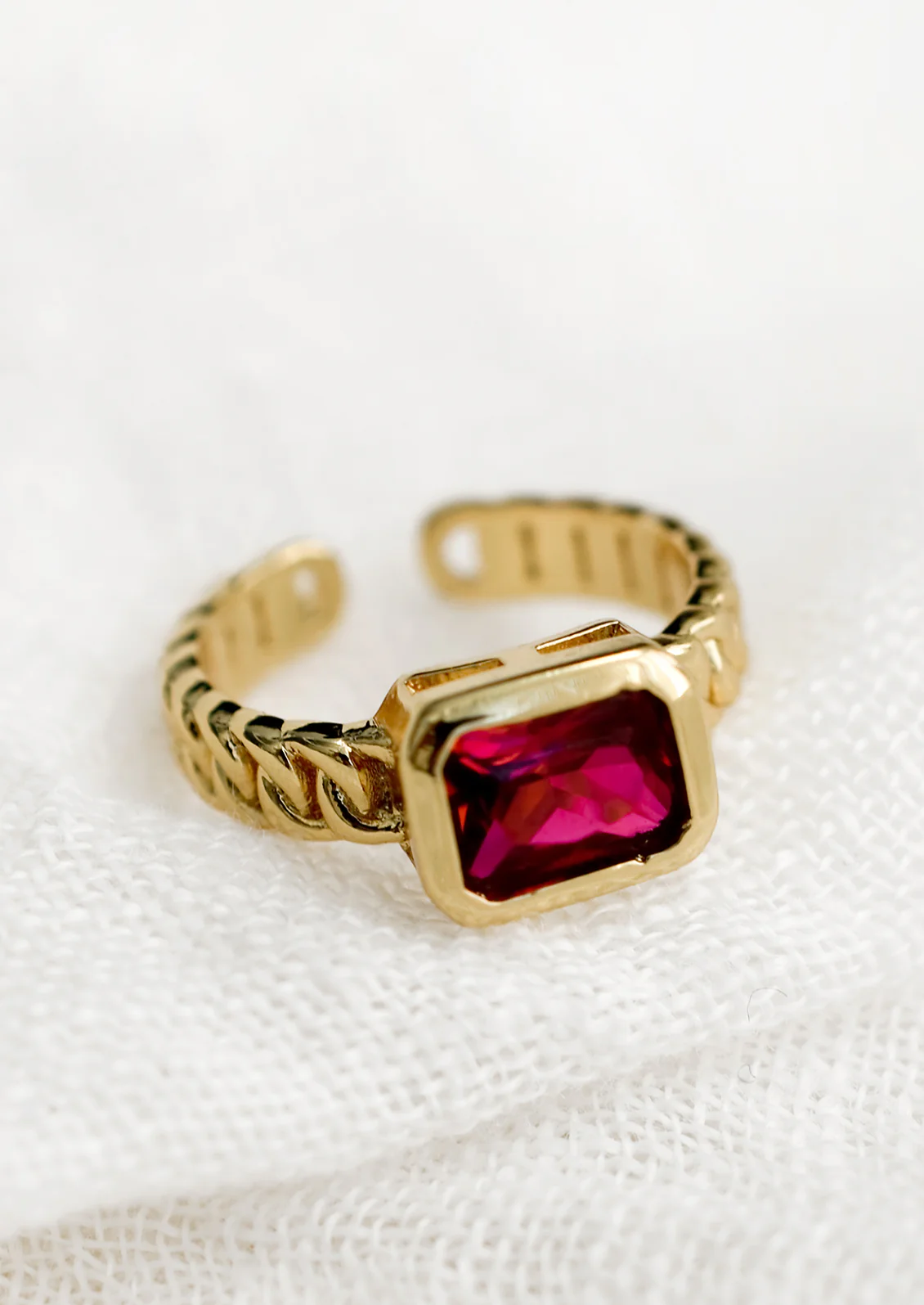 Gem Chainlink Ring - Image 2