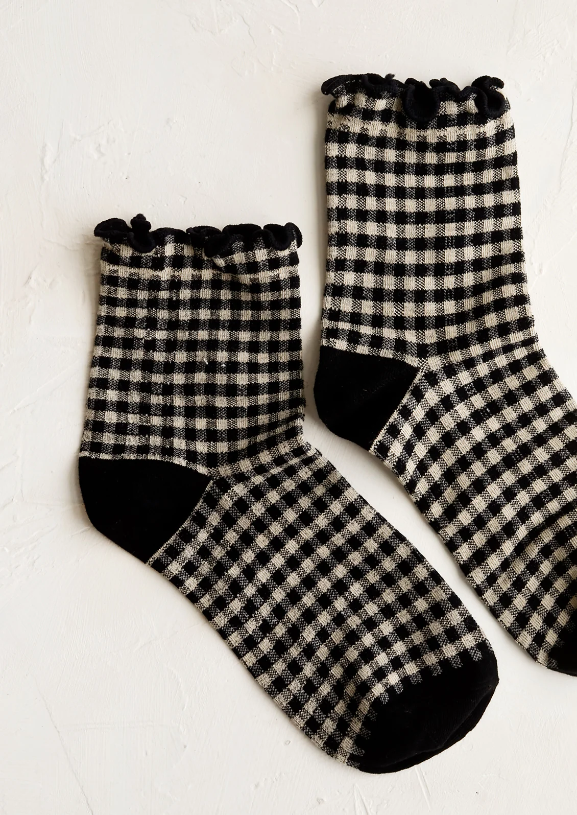 Gingham Ruffle Ankle Socks - Image 4