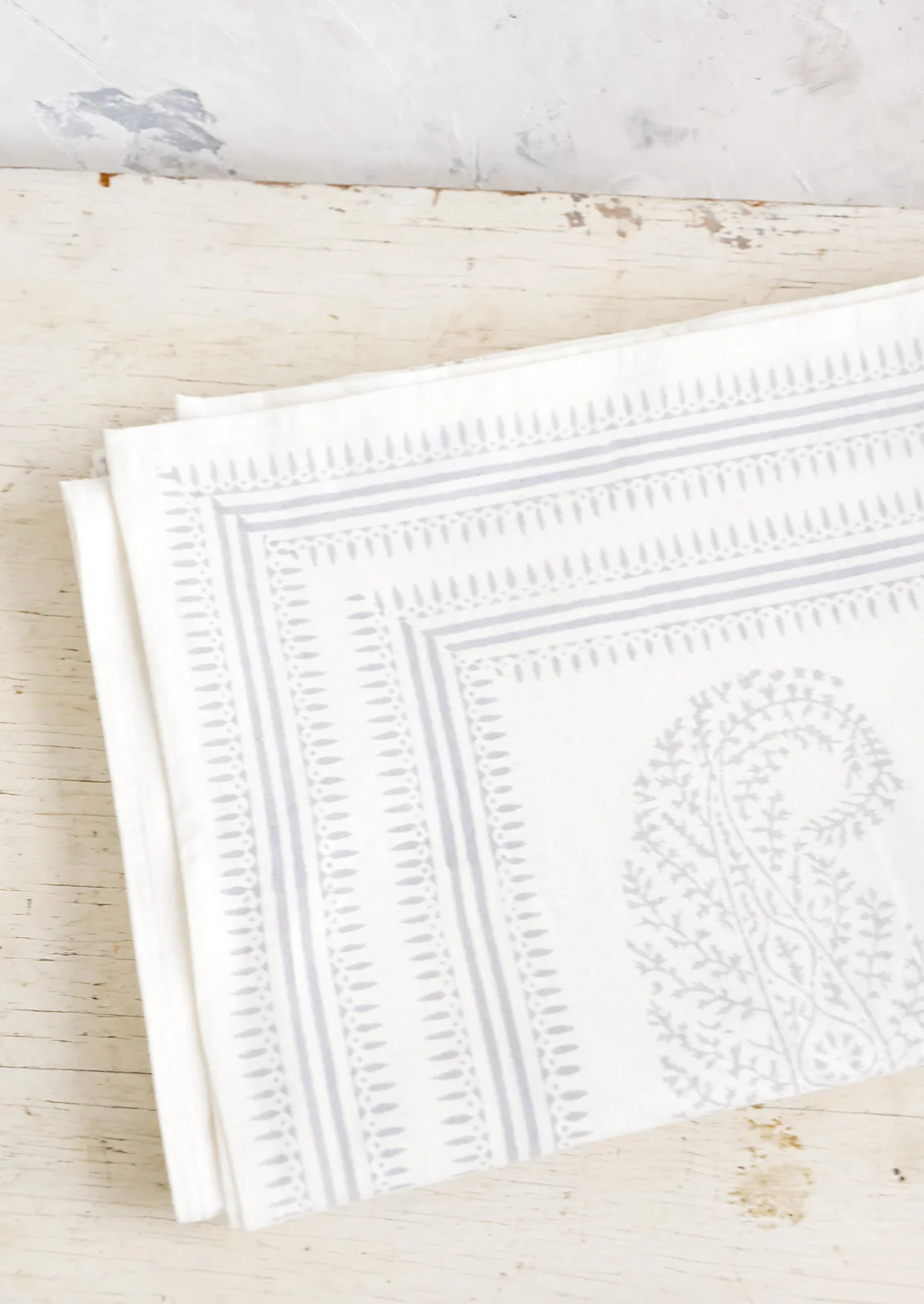 Fielden Paisley Tablecloth - Image 3