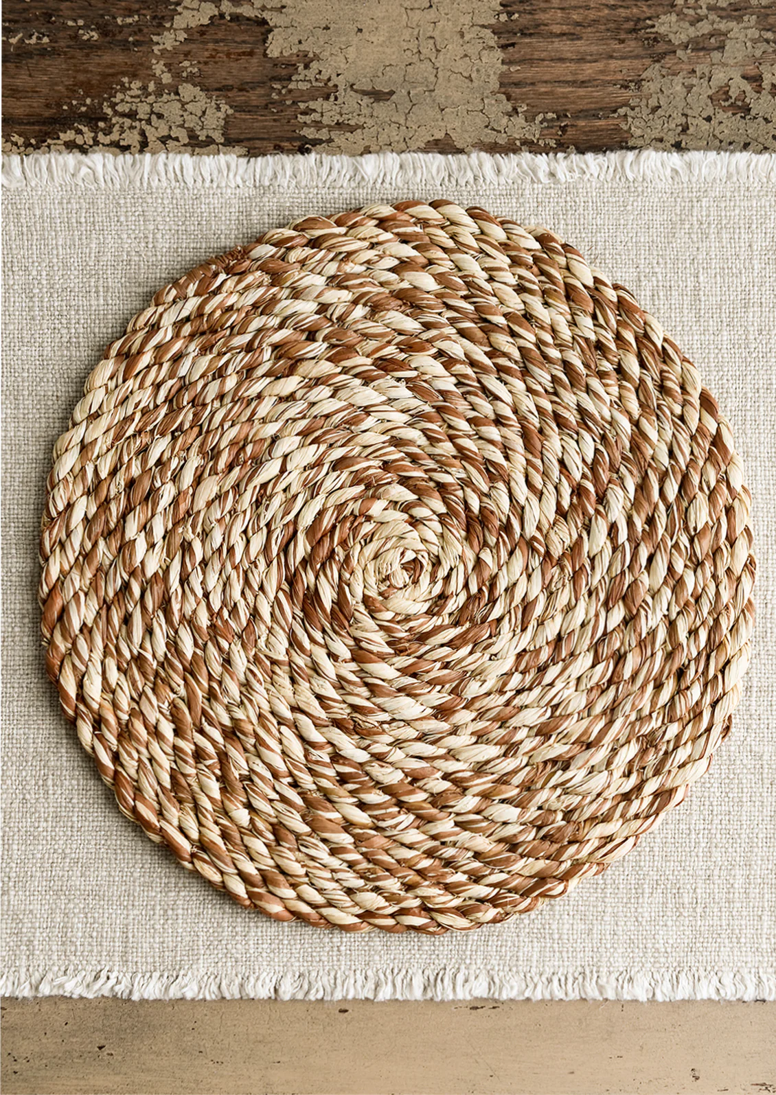 Heirloom Linen Table Runner (108") - Image 2