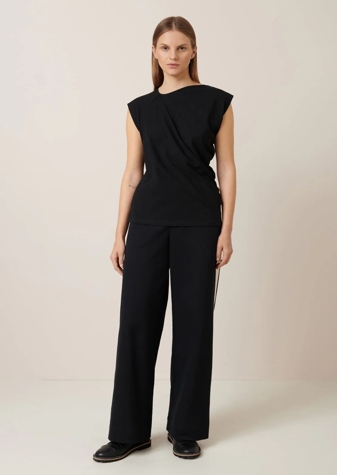 Hera Asymmetrical Top - Image 2