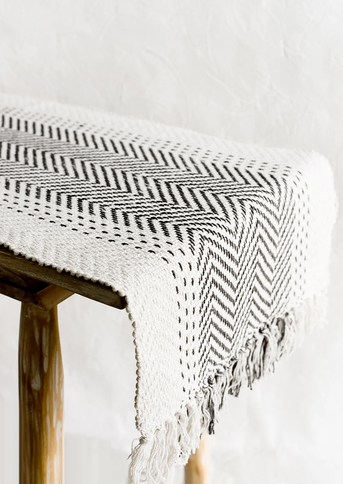 Herringbone Stitch Table Runner - Image 2