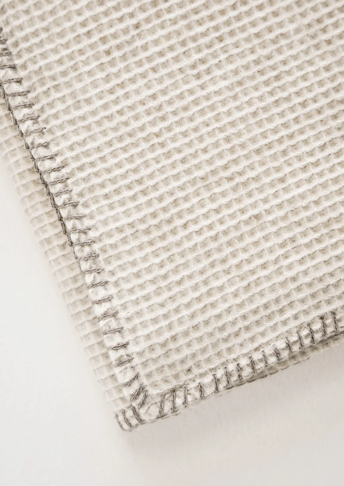 Honeycomb Waffle Weave Blanket - Image 3