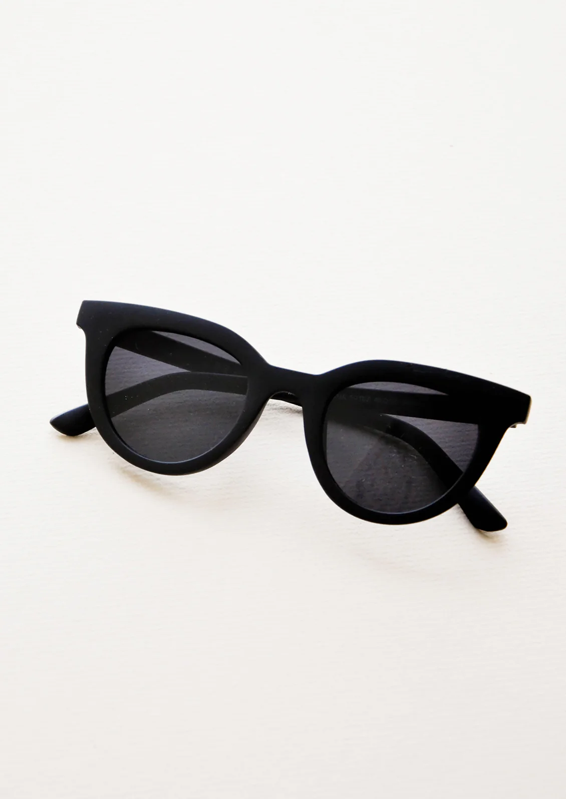 Hotsy Totsy Sunglasses - Image 6