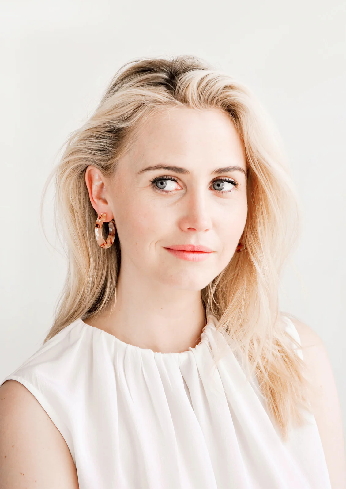 Kate Hoop Earrings - Image 2