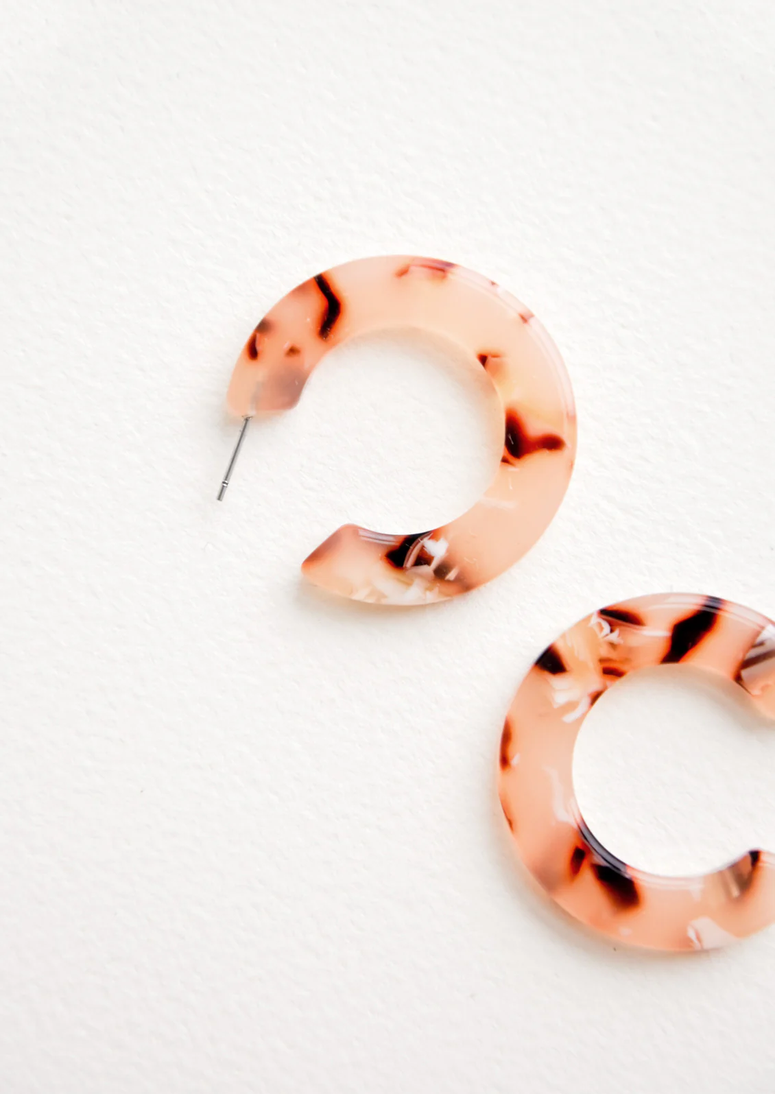 Kate Hoop Earrings - Image 3