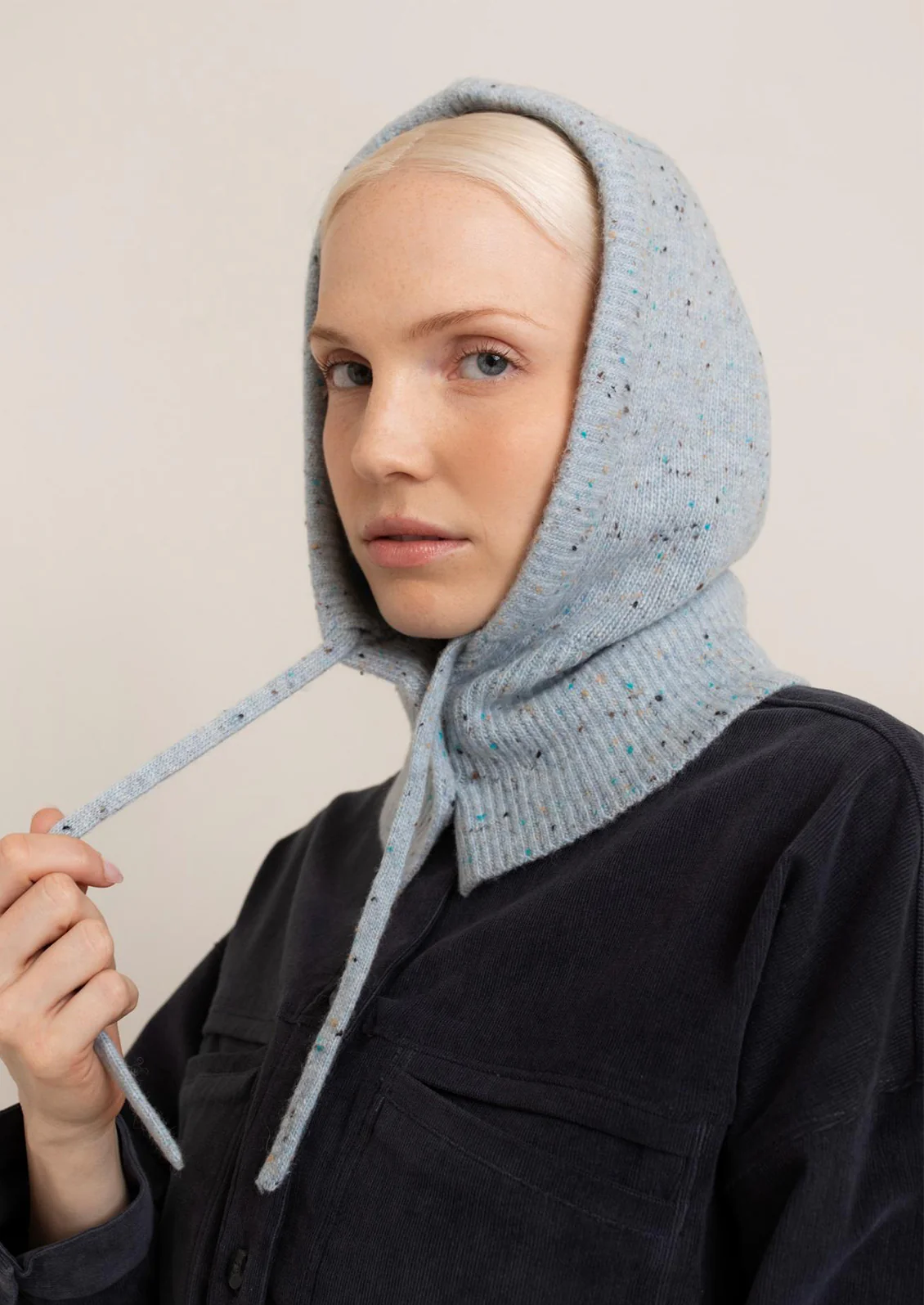 Bara Wool Blend Hood - Image 2