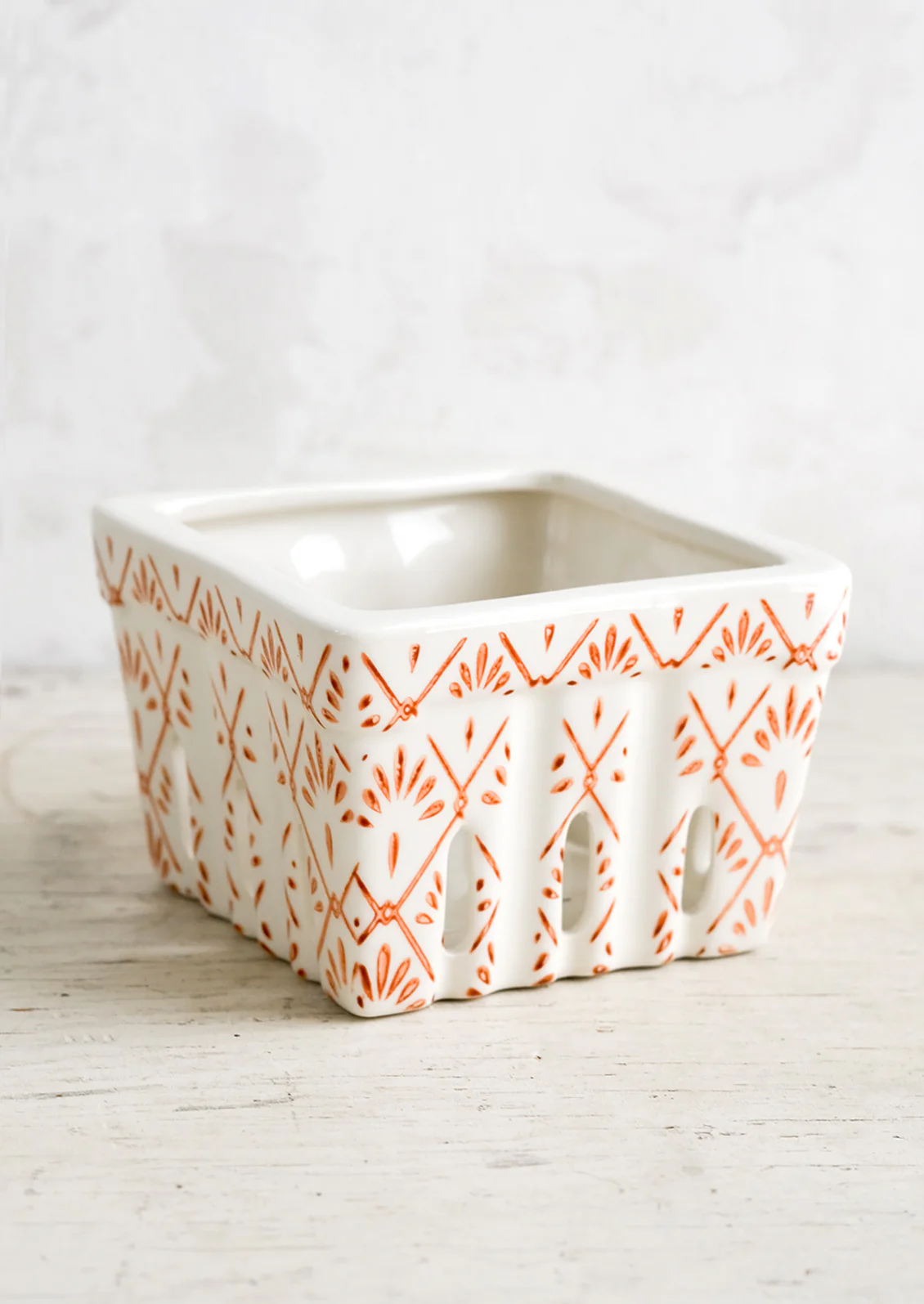 Motif Ceramic Berry Basket - Image 6