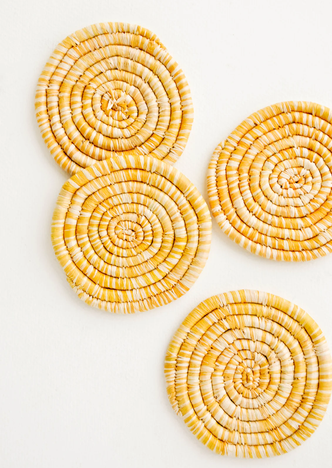 Hue Woven Raffia Coaster Set - Image 3