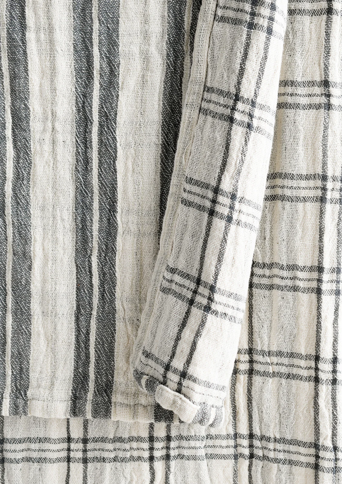 Reversible Doublecloth Table Runner - Image 2