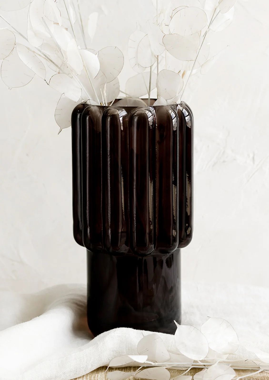 Shoku Glass Vase - Image 2