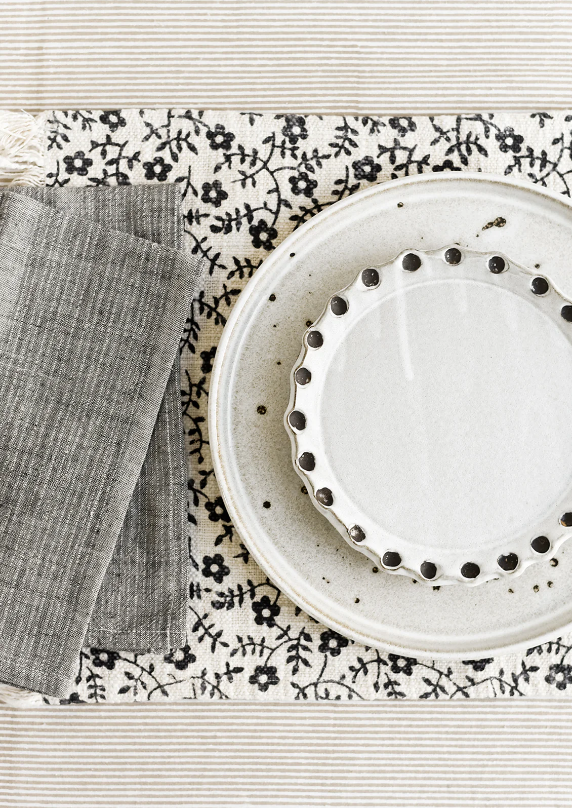 Silhouetted Floral Placemat - Image 2