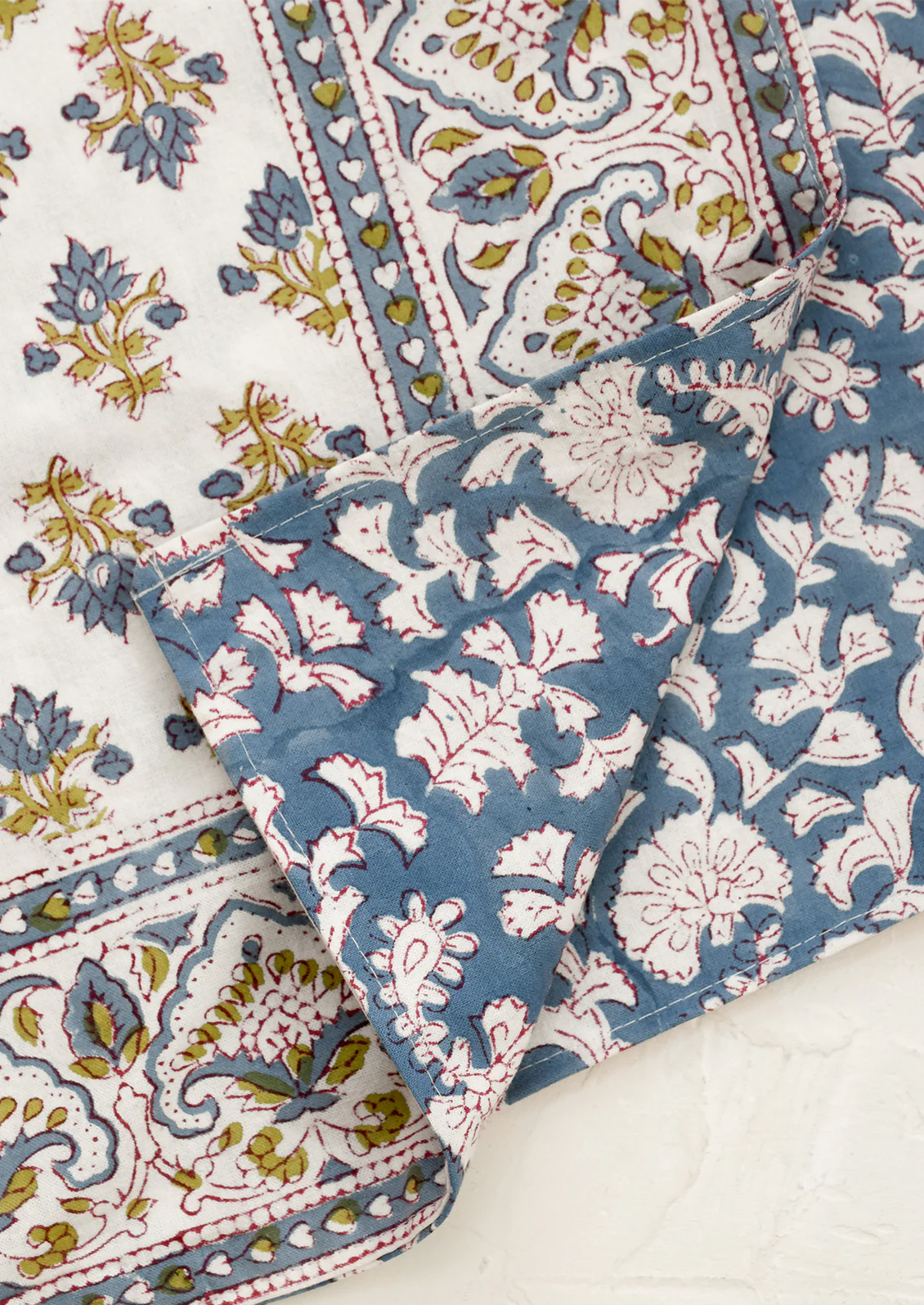 Grey Gardens Table Runner - Image 2