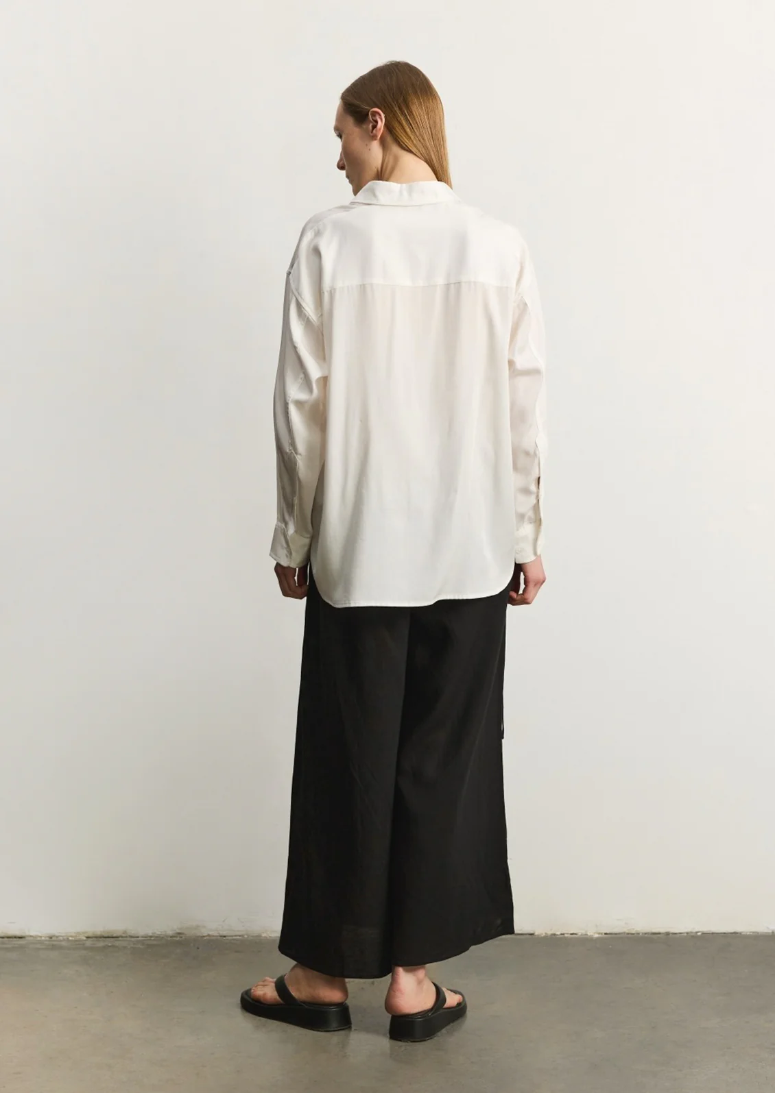 Lunete Tencel Shirt - Image 3
