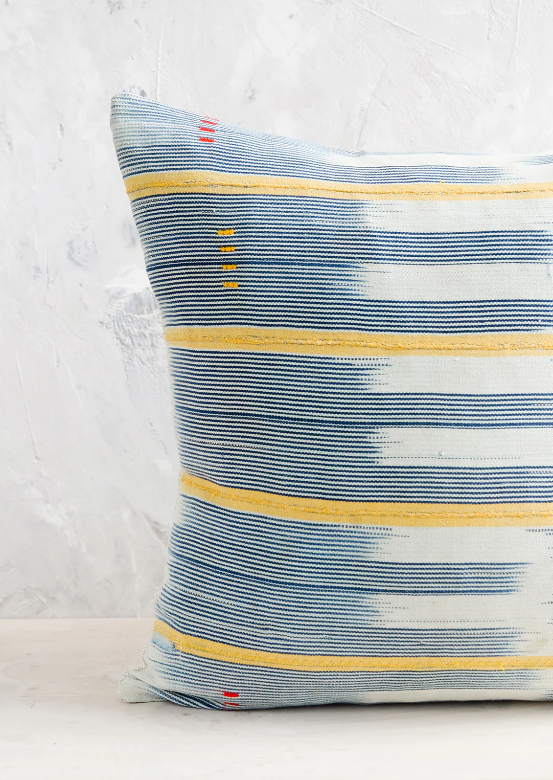 Vintage Baule Pillow in Odienne - Image 2