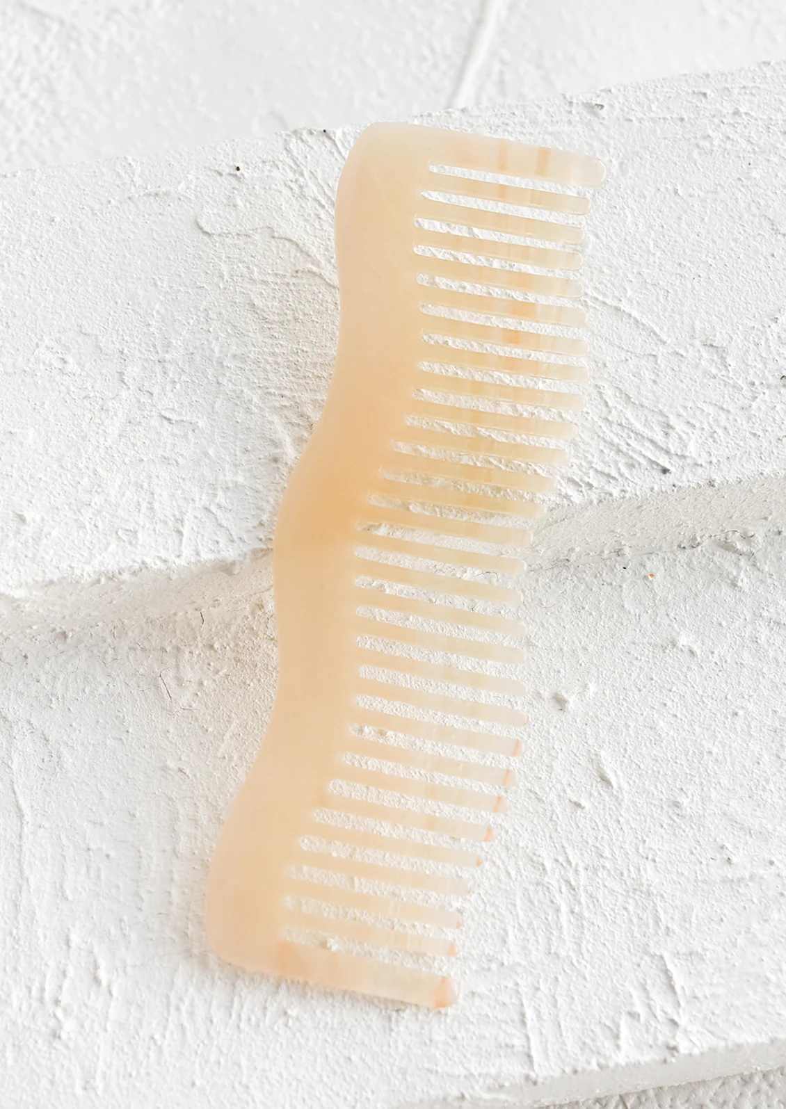 Wavy Acetate Comb - Image 4